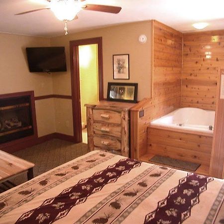 Mountaintop Lodge At Lake Naomi Pocono Pines Exteriör bild