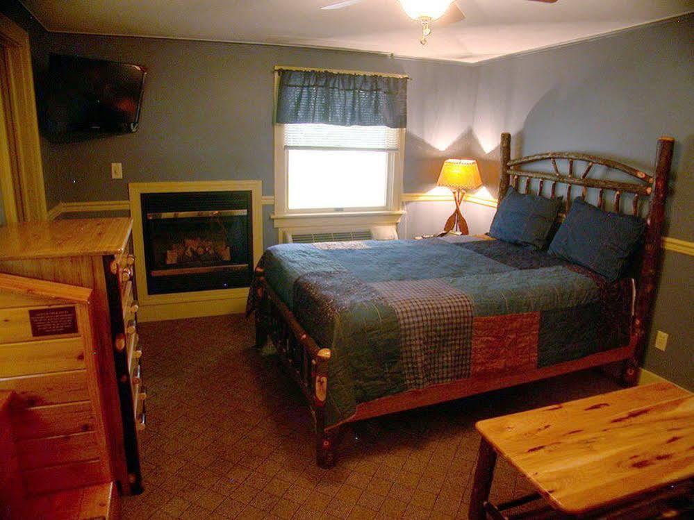 Mountaintop Lodge At Lake Naomi Pocono Pines Exteriör bild
